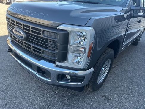 New 2025 Ford F250 XL image 9