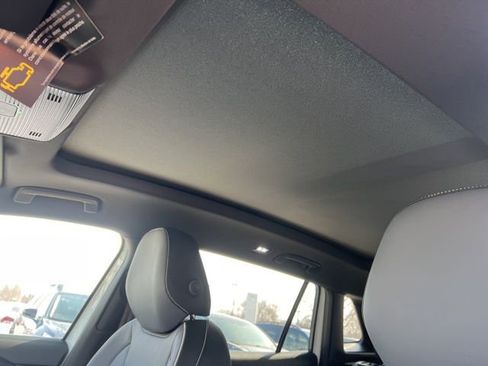 New 2026 Volkswagen Tiguan SEL R-Line image 15