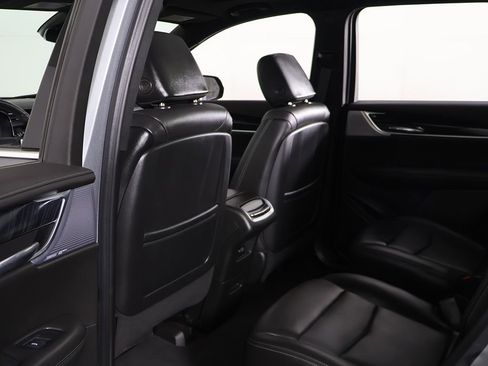 Used 2024 Cadillac XT6 Premium Luxury w/ LPO, Floor Liner Package AWD/4WD image 31