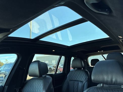 Used 2019 BMW X7 xDrive50i image 18