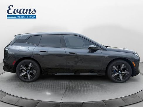 Used 2024 BMW iX xDrive50 w/ Premium Package AWD/4WD image 9