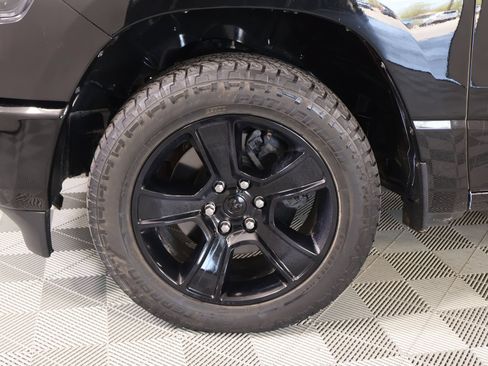 Used 2022 RAM 1500 Big Horn AWD/4WD image 17