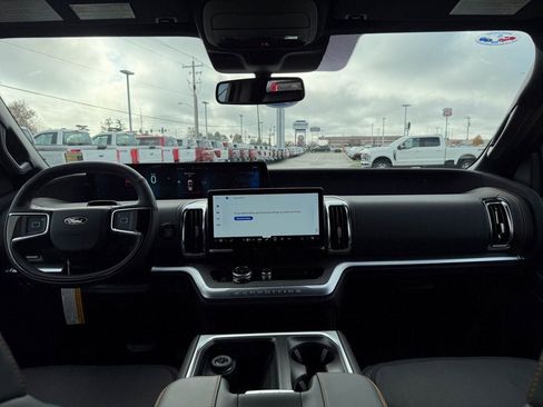 New 2025 Ford Expedition Tremor image 37