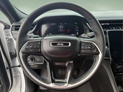 Used 2022 Jeep Grand Cherokee Trailhawk image 22