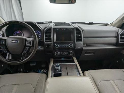Used 2018 Ford Expedition Max Limited w/ Equipment Group 301A RWD image 26