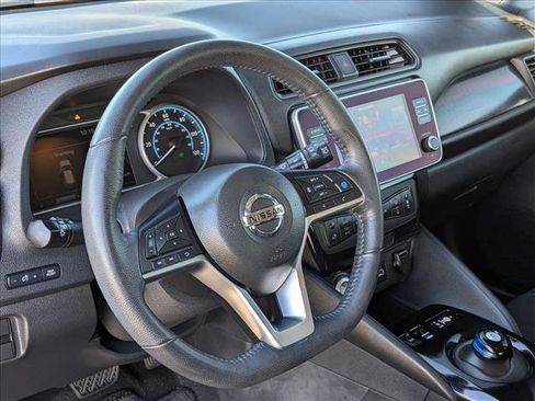 Used 2019 Nissan Leaf SV Plus w/ SV Plus Technology Package image 10