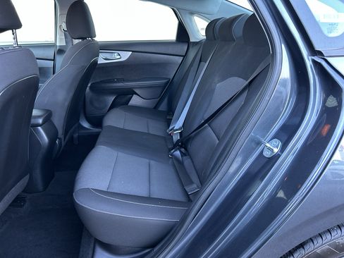 Certified 2023 Kia Forte LXS image 12