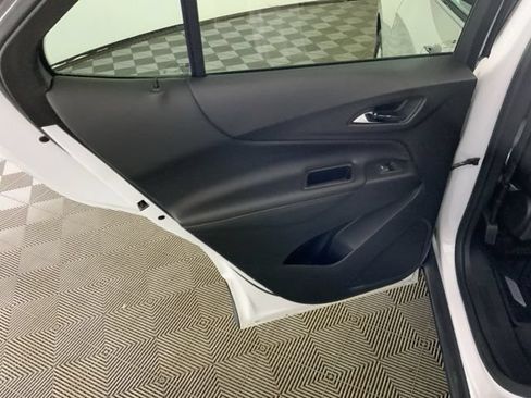 Used 2020 Chevrolet Equinox Premier FWD image 29