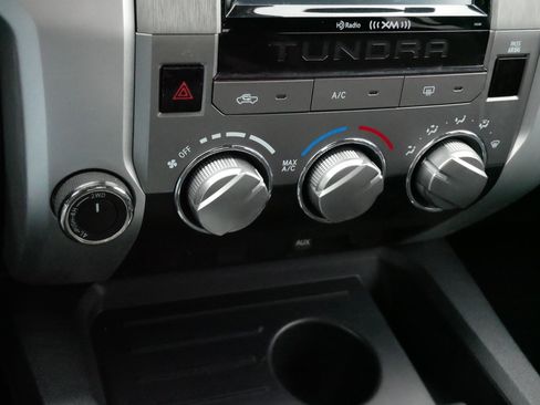 Used 2018 Toyota Tundra SR5 w/ TRD Off Road Package image 23