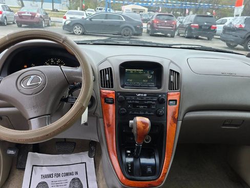 Used 2001 Lexus RX 300 image 9