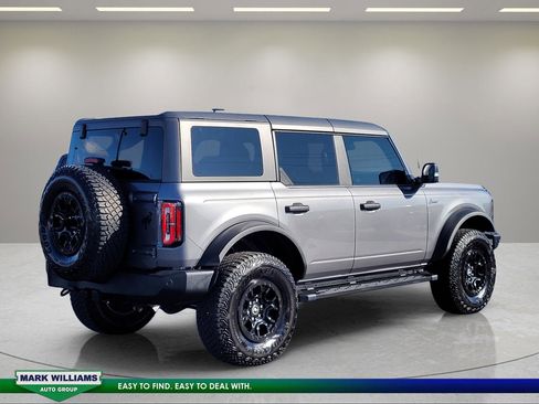 Used 2022 Ford Bronco Wildtrak image 4