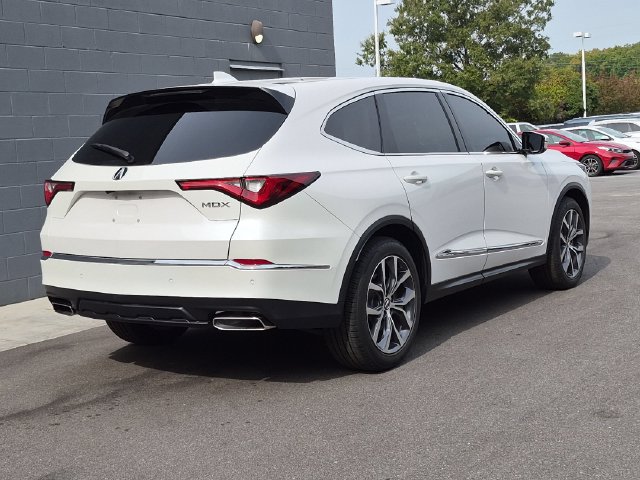 Used 2023 Acura MDX w/ Technology Package FWD image 3