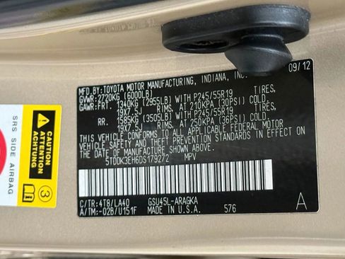 Used 2013 Toyota Highlander Limited image 42