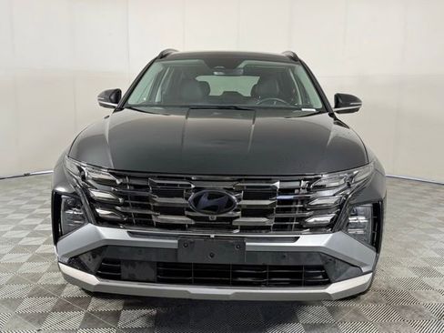 Used 2025 Hyundai Tucson Limited image 8