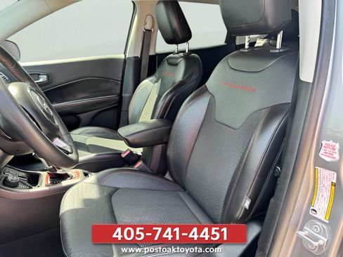 Used 2021 Jeep Compass Trailhawk AWD/4WD image 30