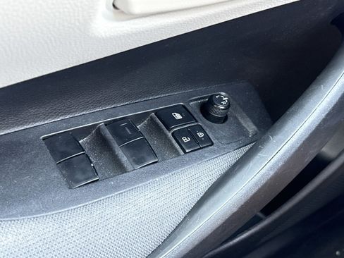 Used 2023 Toyota Corolla LE FWD image 16