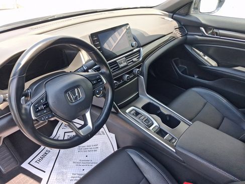 Used 2022 Honda Accord Sport image 4