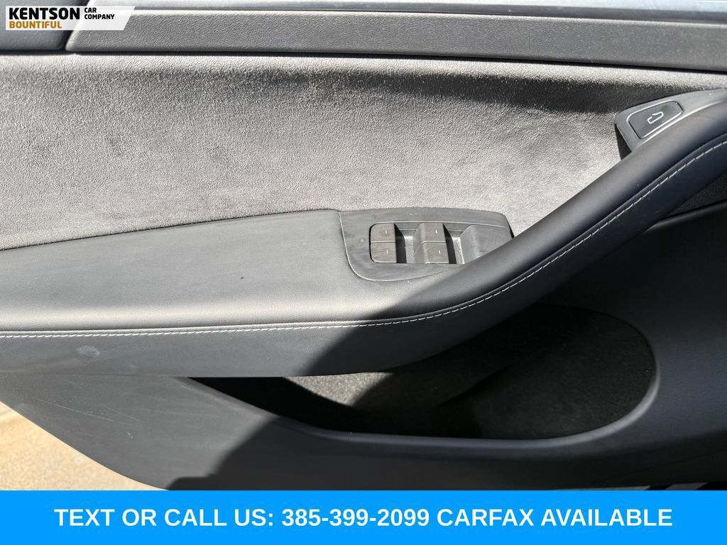 Used 2023 Tesla Model Y Long Range AWD/4WD image 16