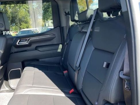 Used 2024 Chevrolet Silverado 1500 LTZ AWD/4WD image 35
