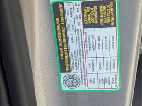 Used 2023 Hyundai Elantra SEL w/ Convenience Package image 15