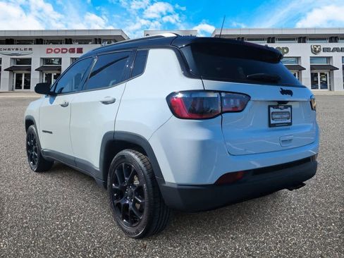 Certified 2022 Jeep Compass Altitude w/ Sun and Sound Group image 6