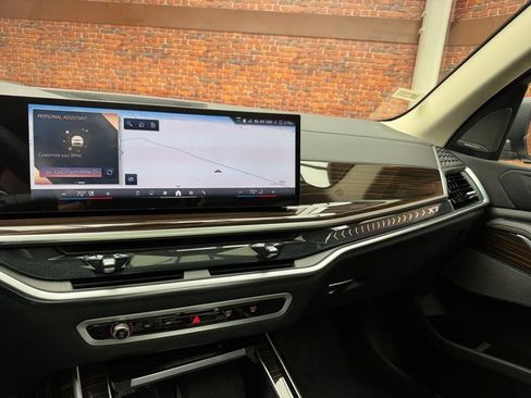 New 2026 BMW X7 xDrive40i image 17