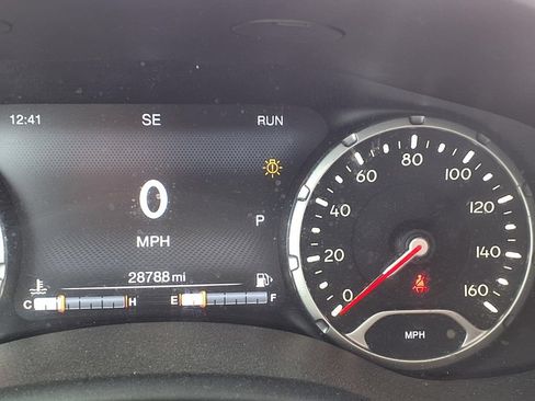 Used 2022 Jeep Renegade Limited AWD/4WD image 20