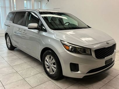 Used 2017 Kia Sedona LX