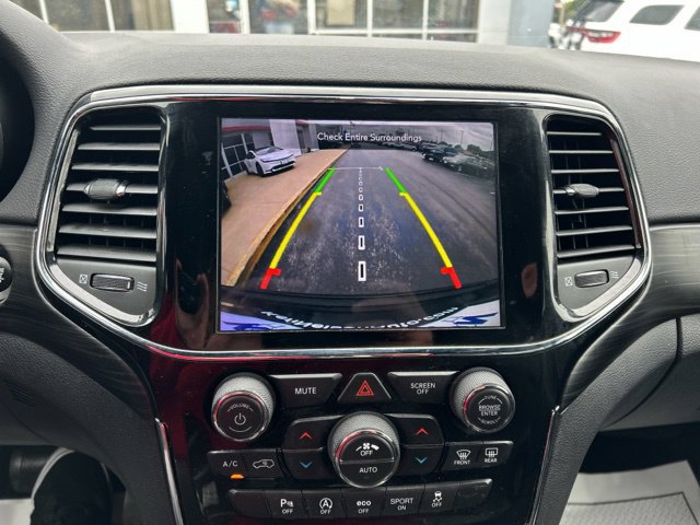 Used 2020 Jeep Grand Cherokee Altitude AWD/4WD image 44