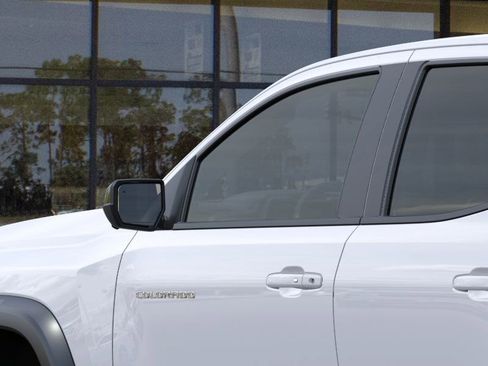 New 2026 Chevrolet Colorado ZR2 w/ Technology Package image 36