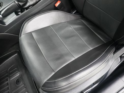 Used 2018 Ford Mustang GT Premium RWD image 14