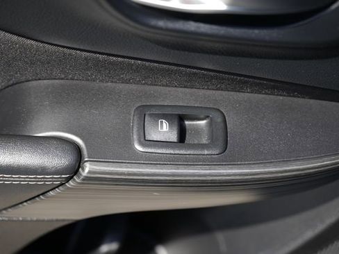 Used 2014 Jeep Cherokee Latitude w/ Cold Weather Group AWD/4WD image 18