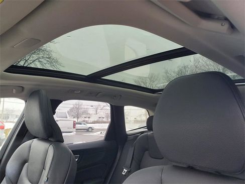 Certified 2025 Volvo XC60 B5 Plus image 13