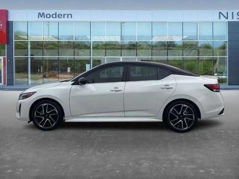 Certified 2024 Nissan Sentra SR image 8
