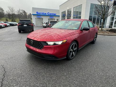 Used 2023 Honda Accord Sport image 9