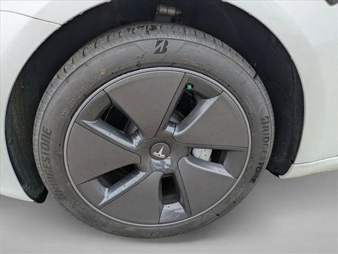 Used 2023 Tesla Model 3 Standard Range RWD image 24