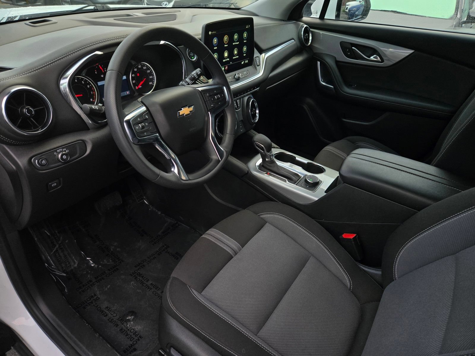 Used 2025 Chevrolet Blazer LT AWD/4WD image 8