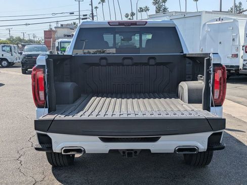 New 2026 GMC Sierra 1500 Denali Ultimate image 15
