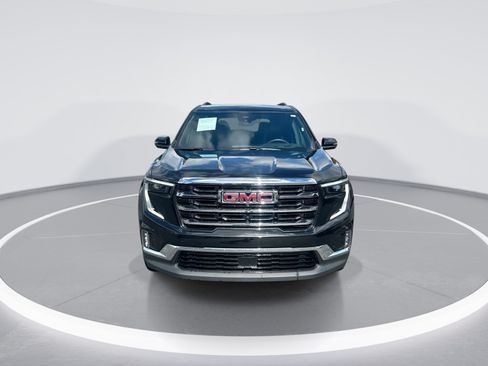 Used 2026 GMC Acadia Elevation w/ Elevation Premium Package FWD image 3