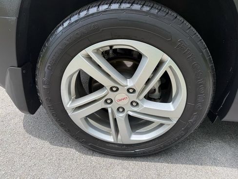 Used 2019 GMC Terrain SLE w/ Driver Convenience Package FWD image 12