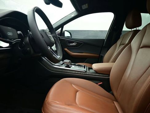 Used 2021 Audi Q7 3.0T Premium Plus image 23