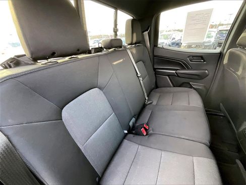 Used 2023 Chevrolet Colorado Trail Boss w/ Advanced Trailering Package image 15