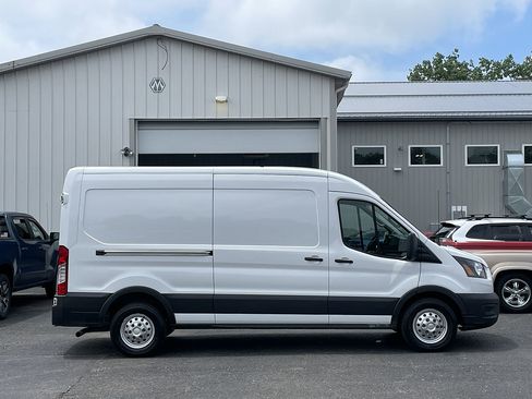 Used 2021 Ford Transit 250 Medium Roof AWD w/ Load Area Protection Package image 9