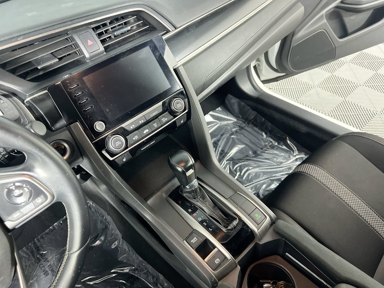Used 2020 Honda Civic EX image 18