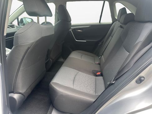 Used 2025 Toyota RAV4 XLE w/ Convenience Package AWD/4WD image 16