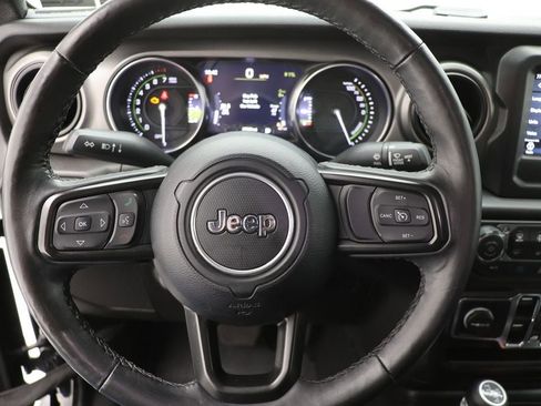 Used 2023 Jeep Wrangler Unlimited w/ Cold Weather Group image 17