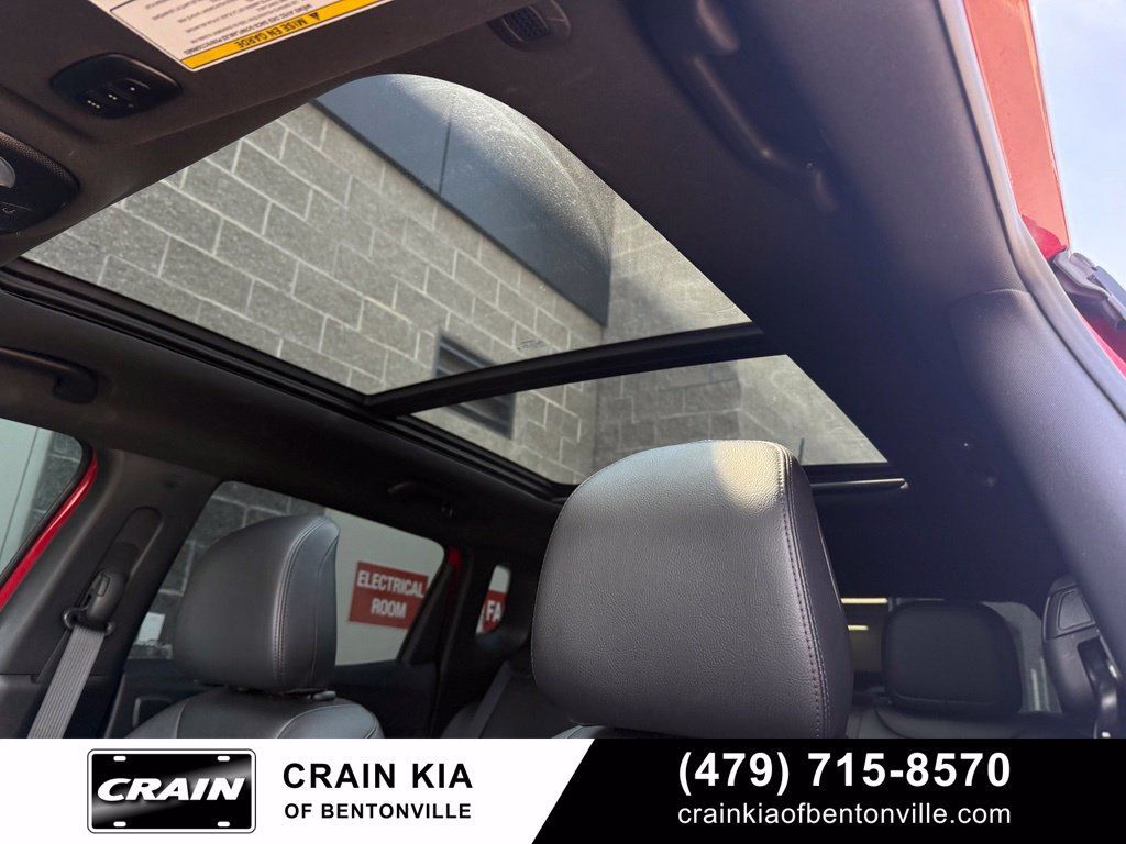 Used 2024 Jeep Compass Limited AWD/4WD image 20
