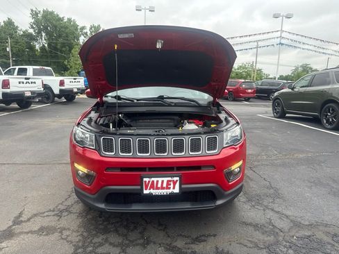 Certified 2020 Jeep Compass Latitude w/ Cold Weather Group AWD/4WD image 49