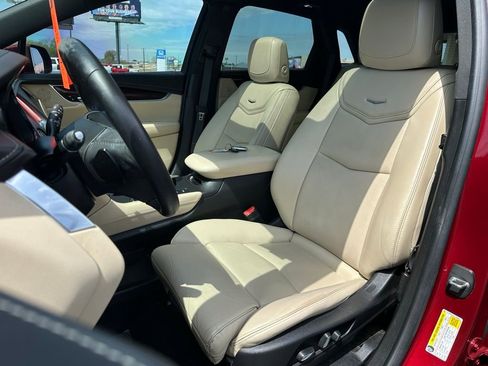 Used 2017 Cadillac XT5 Premium Luxury w/ LPO, Wheel Lock Package image 15