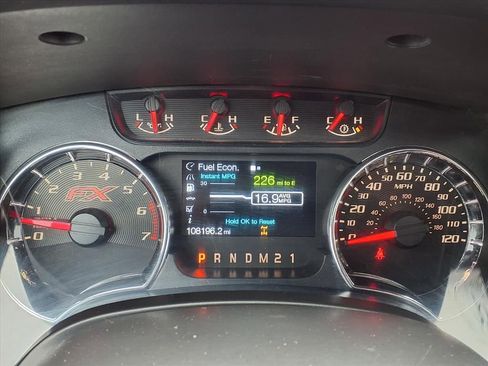 Used 2014 Ford F150 FX4 w/ Equipment Group 402A Luxury image 19
